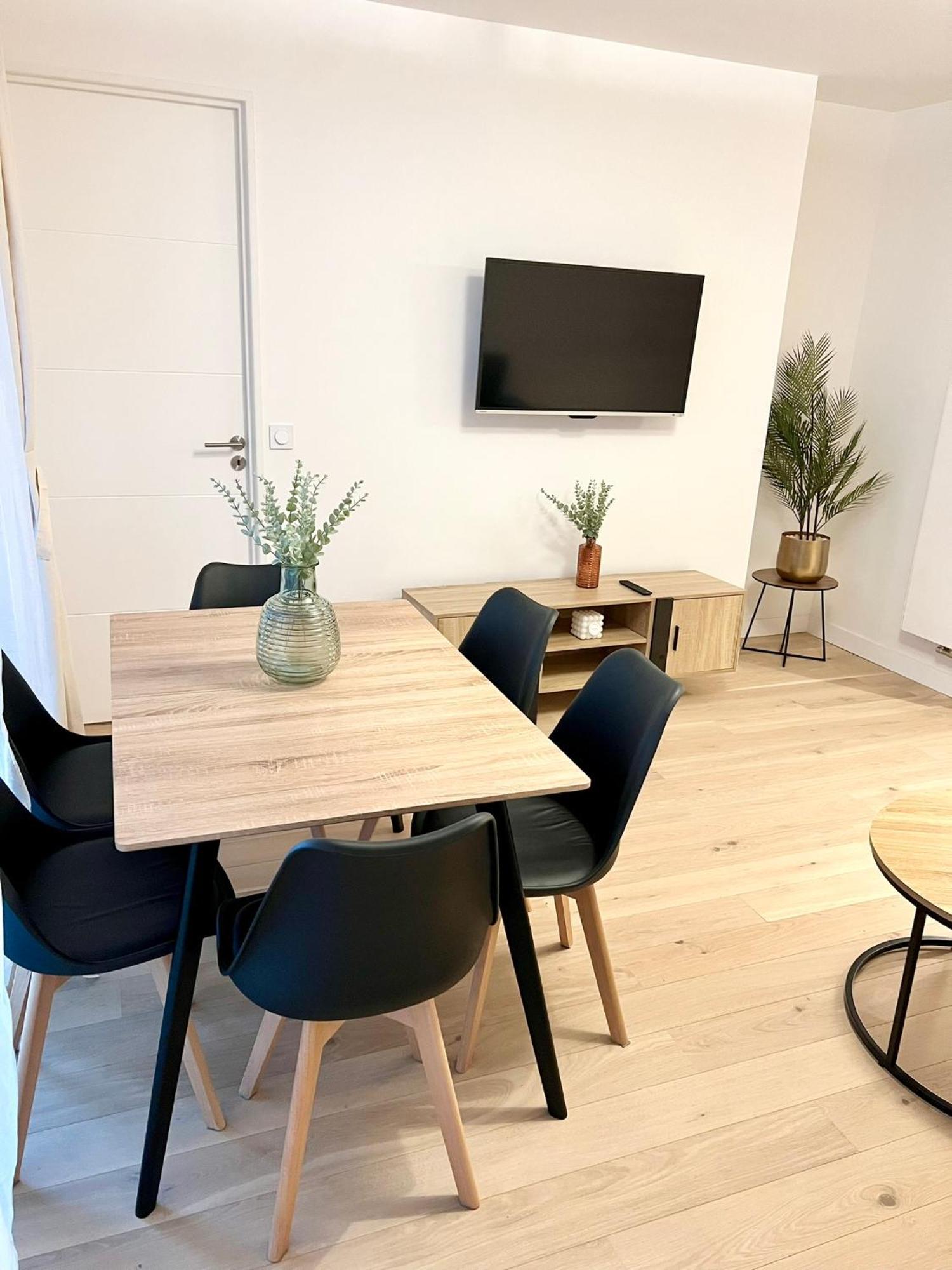 Appartement Neuf Et Spacieux Clichy Exteriér fotografie