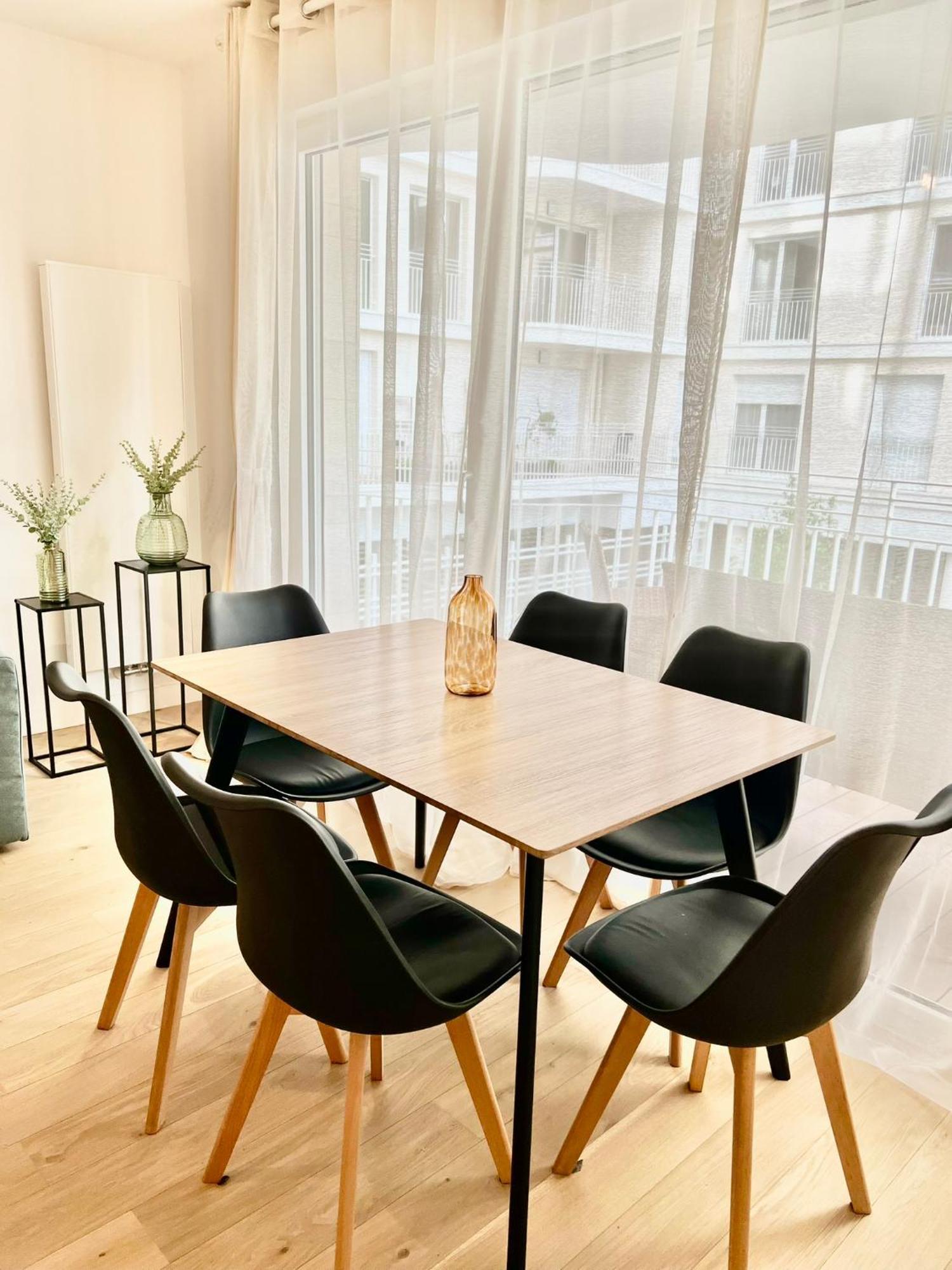 Appartement Neuf Et Spacieux Clichy Exteriér fotografie