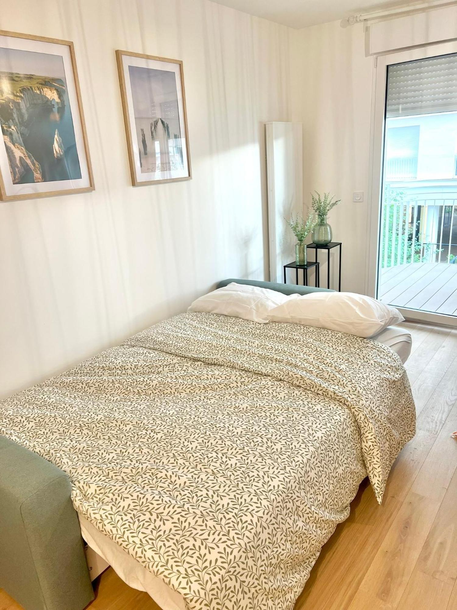 Appartement Neuf Et Spacieux Clichy Exteriér fotografie