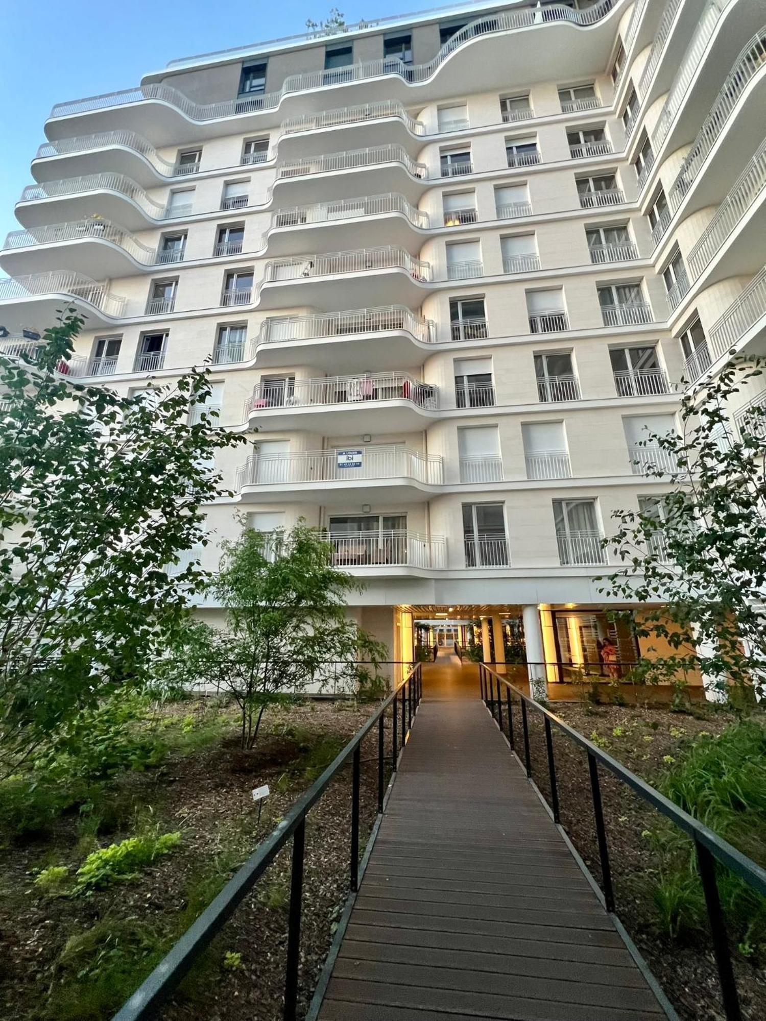 Appartement Neuf Et Spacieux Clichy Exteriér fotografie